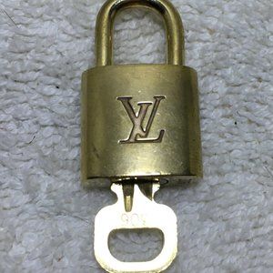 Louis Vuitton Brass '306' Padlock in Goldtone with Goldtone Key [A]
